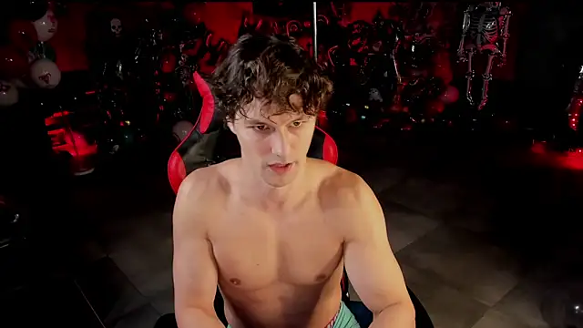 Snapshot of dirty-boss chatting on 12/17/25, 07:24 dirty-boss online show from 12/17/25, 07:24