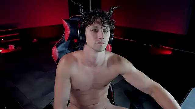 dirty-boss online show from 06/18/26, 06:02