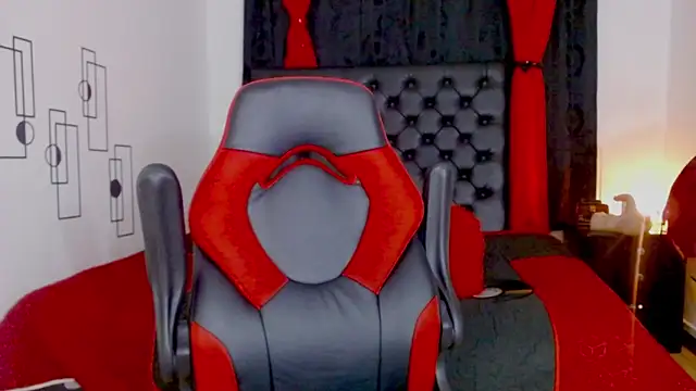 misslombana online show from 11/10/25, 06:51