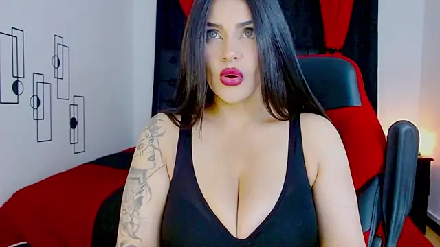 misslombana online show from 11/30/25, 03:51