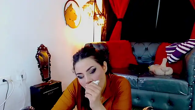 misslombana online show from 05/18/26, 05:34