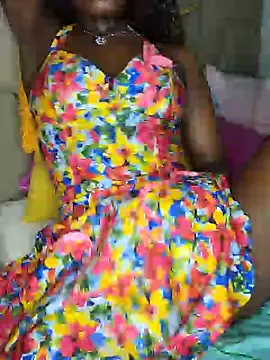 NicRaisaa online show from 02/21/26, 04:25