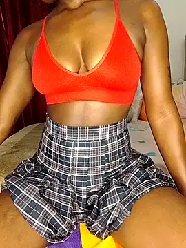 NicRaisaa online show from 10/03/25, 11:23