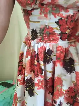 NicRaisaa online show from 02/23/26, 06:36