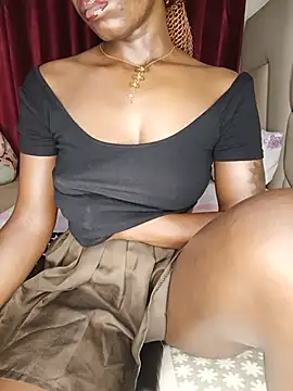 NicRaisaa online show from 06/26/26, 05:02