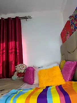 NicRaisaa online show from 02/16/26, 06:12