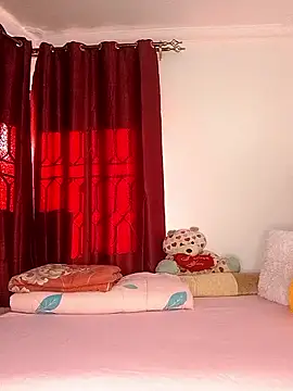 NicRaisaa online show from 10/13/25, 04:47
