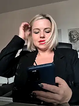 Ladykaos online show from 10/30/25, 01:31