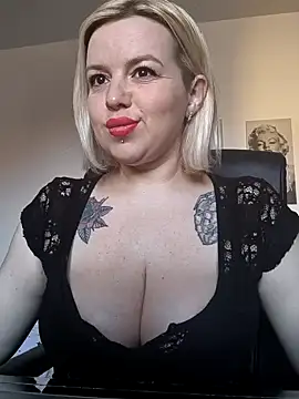 Ladykaos online show from 02/25/26, 01:22