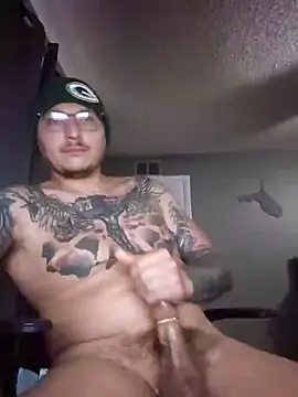 Snapshot of MrBiggBallz chatting on 01/18/25, 02:02 MrBiggBallz online show from 01/18/25, 02:02