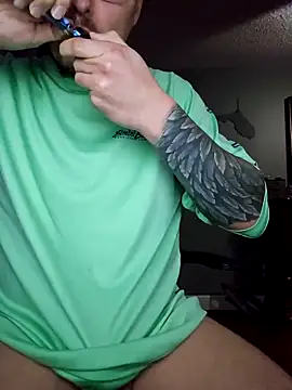 Snapshot of MrBiggBallz chatting on 02/04/25, 10:45 MrBiggBallz online show from 02/04/25, 10:45