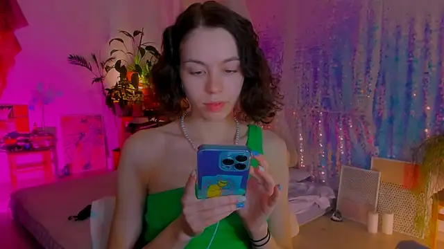 Snapshot of poli__ chatting on 02/16/25, 10:44 poli   online show from 02/16/25, 10:44