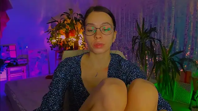 poli   online show from 11/29/25, 05:46