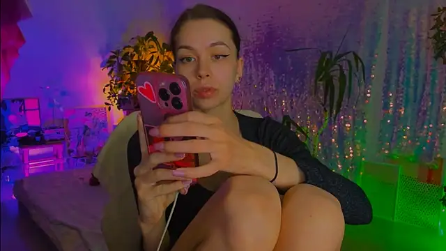 poli   online show from 03/21/26, 06:12