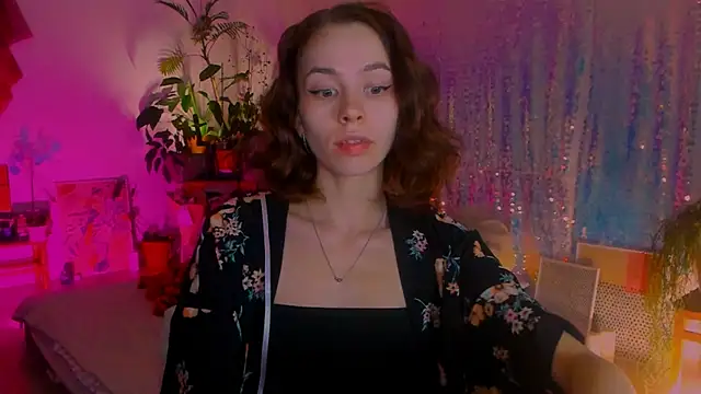 Snapshot of poli__ chatting on 01/17/25, 09:50 poli   online show from 01/17/25, 09:50