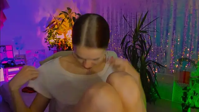 poli   online show from 11/20/25, 07:14