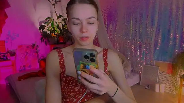Snapshot of poli__ chatting on 02/06/25, 10:32 poli   online show from 02/06/25, 10:32