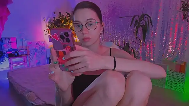 poli   online show from 03/04/26, 11:40