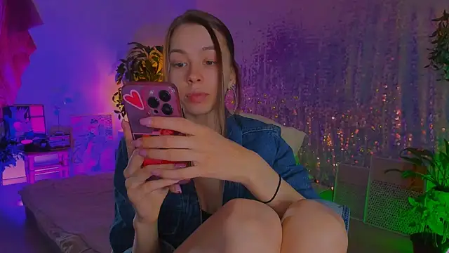 poli   online show from 04/12/26, 10:18