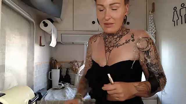 Mira-Grey89 online show from 05/19/26, 06:37