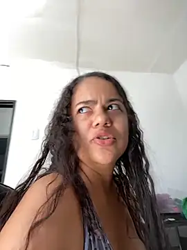 demonaughtyyy online show from 10/02/25, 06:22