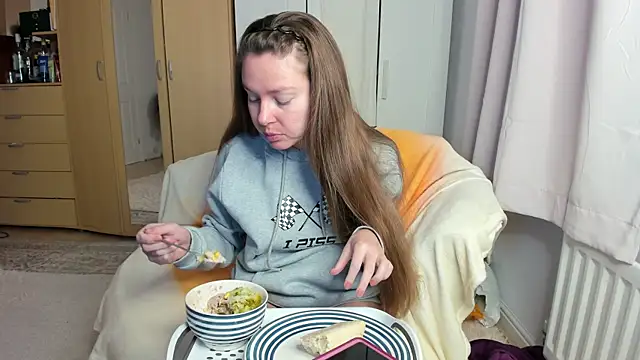 Rolla Coaster online show from 04/11/26, 07:17