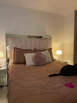 Im Valentina online show from 03/27/26, 12:30