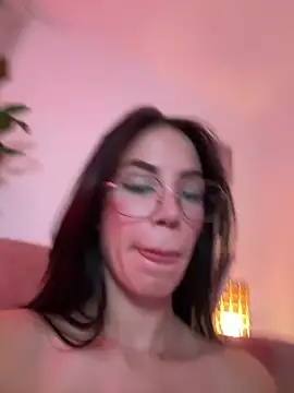 Snapshot of Im_Valentina chatting on 02/26/25, 12:52 Im Valentina online show from 02/26/25, 12:52