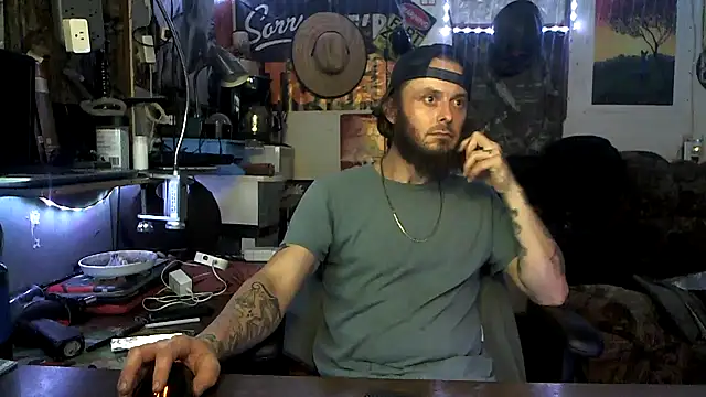 CloudDadddyyy420 online show from 10/24/25, 08:24