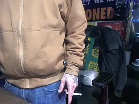 CloudDadddyyy420 online show from 02/16/25, 10:54