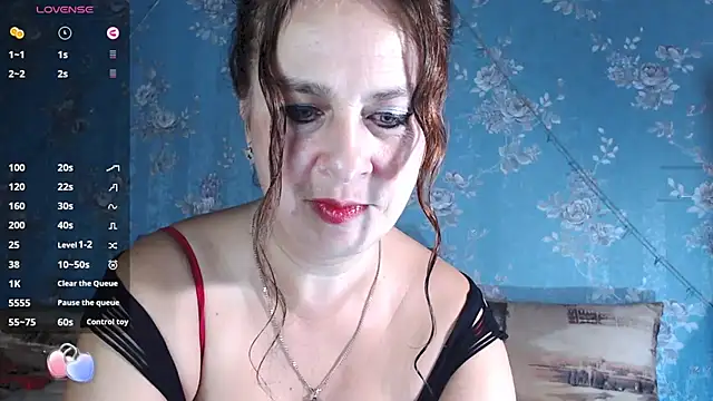 VanezaSmith online show from 10/10/25, 12:44