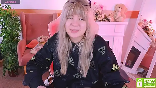 Grace and  Jacob online show from 12/01/25, 12:06