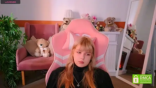 Grace and  Jacob online show from 10/30/25, 06:55