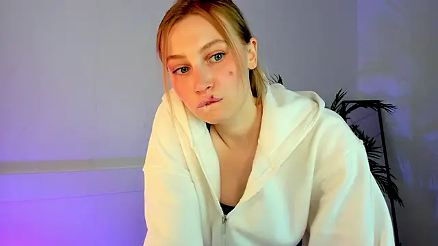 Snapshot of Jess_Anders_ chatting on 11/06/25, 06:39 Jess Anders online show from 11/06/25, 06:39