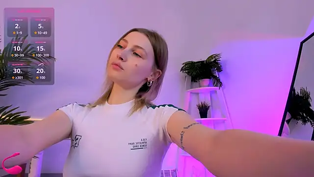 Jess Anders  online show from 11/21/25, 06:56