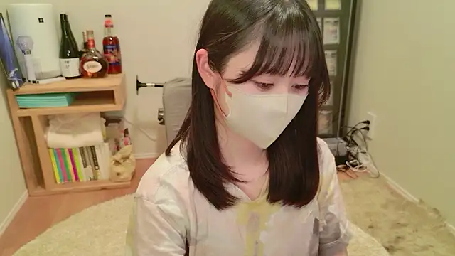 Snapshot of HIKARI_x0 chatting on 05/08/26, 02:21 HIKARI x0 online show from 05/08/26, 02:21