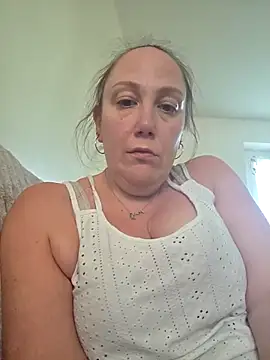 Wisie Cutie online show from 03/25/26, 05:23