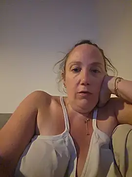 Snapshot of Wisie_Cutie chatting on 05/24/26, 11:04 Wisie Cutie online show from 05/24/26, 11:04