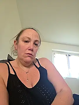 Wisie Cutie online show from 03/09/26, 10:19