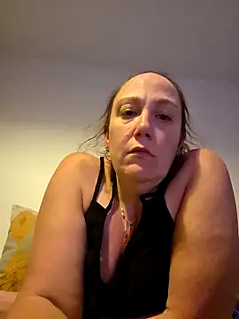 Wisie Cutie online show from 03/18/26, 11:05