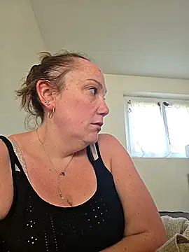 Wisie Cutie online show from 03/19/26, 03:56