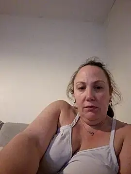 Snapshot of Wisie_Cutie chatting on 03/18/25, 11:20 Wisie Cutie online show from 03/18/25, 11:20