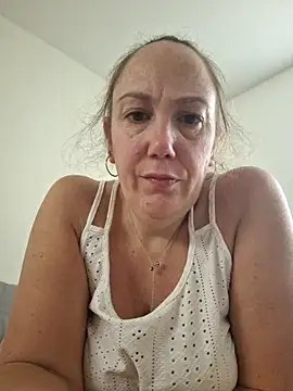 Snapshot of Wisie_Cutie chatting on 11/01/25, 11:59 Wisie Cutie online show from 11/01/25, 11:59