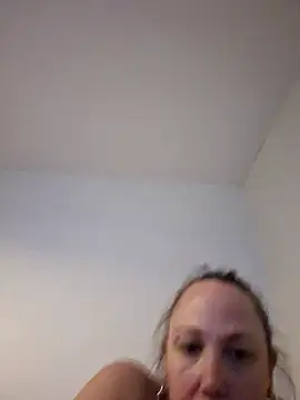 Snapshot of Wisie_Cutie chatting on 03/20/25, 11:45 Wisie Cutie online show from 03/20/25, 11:45