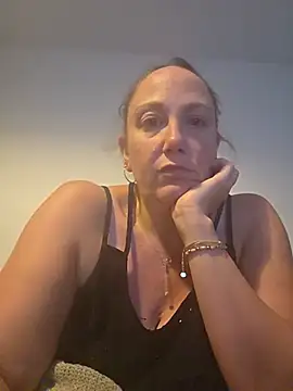 Snapshot of Wisie_Cutie chatting on 05/30/26, 11:21 Wisie Cutie online show from 05/30/26, 11:21