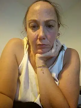 Snapshot of Wisie_Cutie chatting on 09/27/25, 11:33 Wisie Cutie online show from 09/27/25, 11:33