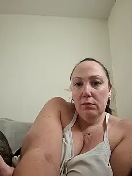 Snapshot of Wisie_Cutie chatting on 03/15/25, 02:23 Wisie Cutie online show from 03/15/25, 02:23