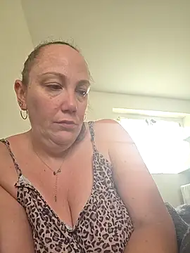 Wisie Cutie online show from 03/06/26, 09:59