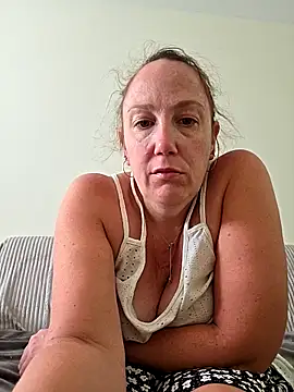 Snapshot of Wisie_Cutie chatting on 04/30/26, 01:40 Wisie Cutie online show from 04/30/26, 01:40