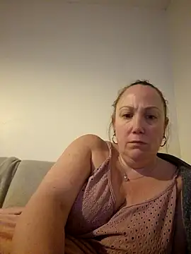 Snapshot of Wisie_Cutie chatting on 03/16/25, 10:20 Wisie Cutie online show from 03/16/25, 10:20